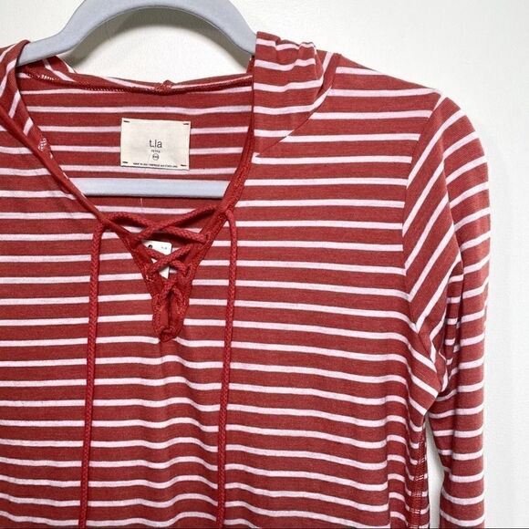 T. LA Anthropologie striped lightweight pullover - Picture 3 of 6